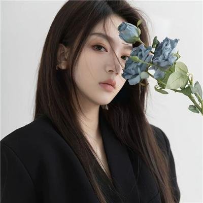 虽然我是注定没落的贵族，闲来无事只好来深究魔法